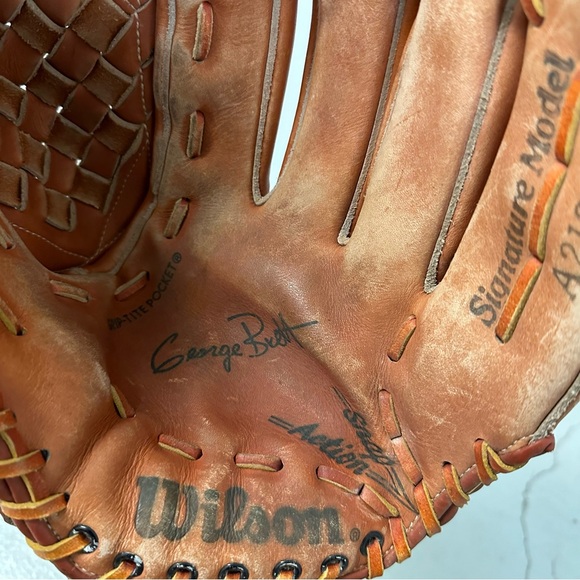 Wilson Signature Model A2124 George Brett Baseball Glove Mitt RHT - Picture 5 of 6